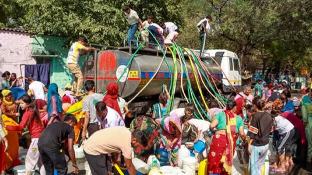 Delhi gai fen holhin fen jahaigen car dhonna nama joorimanaa kuranee