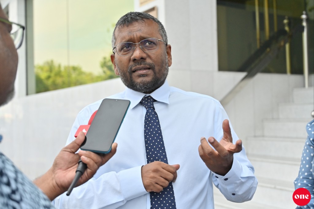 Fayyaz sarukaarah: Maamui han'dhuvaruge reythakah nimumeh aisfi
