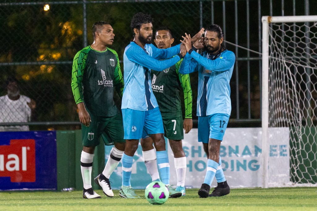 Foemathi quarter ah, Amigos aai Afeyn evvaru