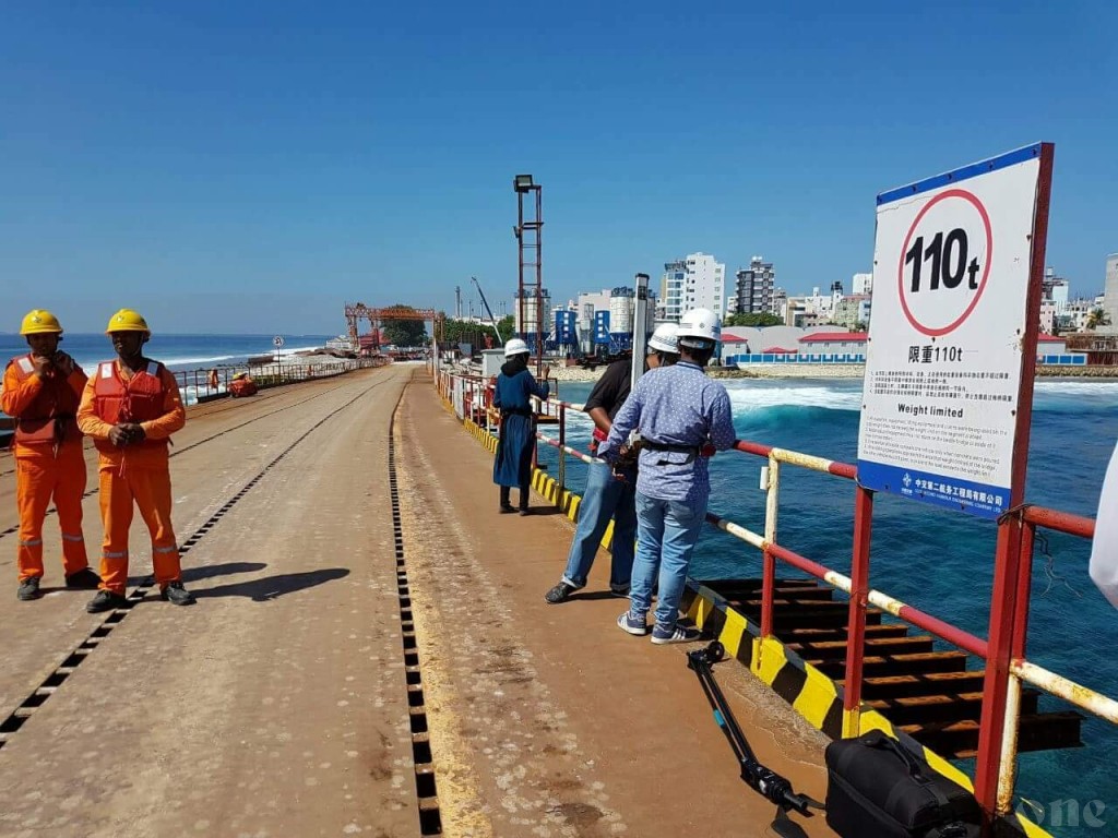 Male - Thilafushi Bridge to be funded by India
