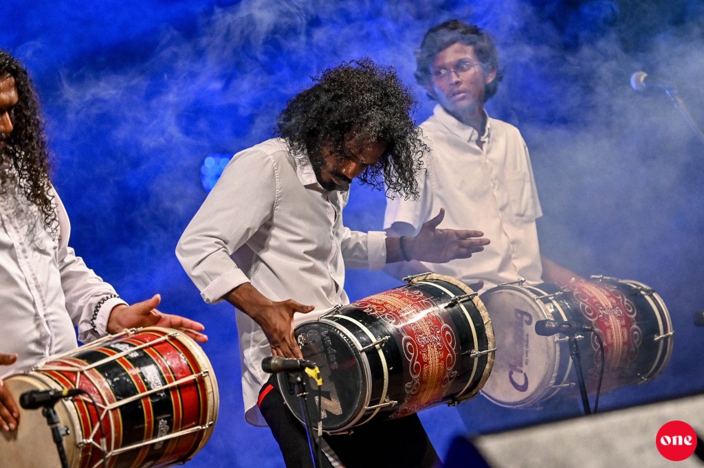World Cup ge foari gadha kohlan Ooredoo in Habeys ge show eh mirey baavvanee