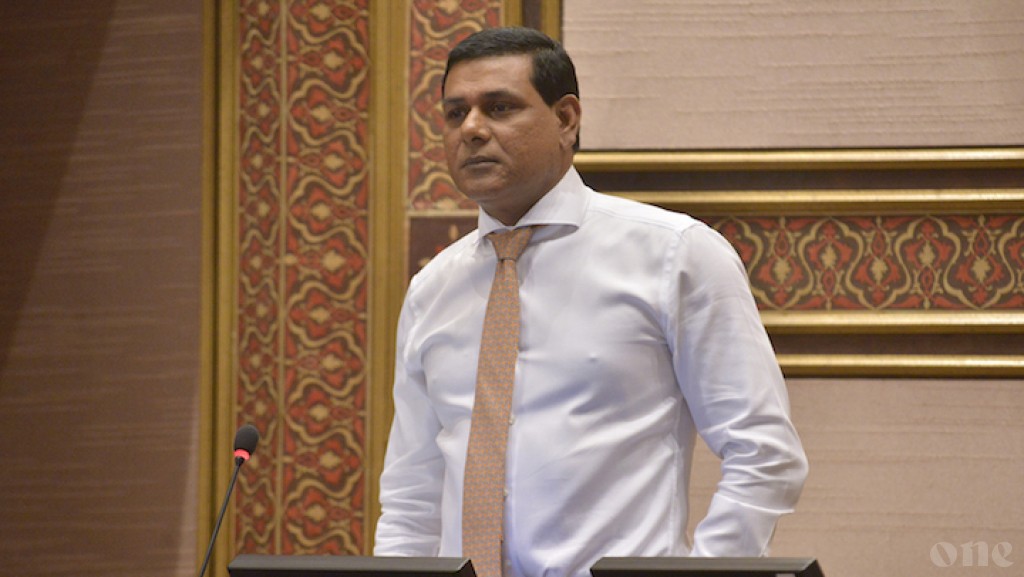 Majlis Raees Nasheed beynunfulhuvanee, Raees Ibu Solih verikamun dhukururan: Siyam