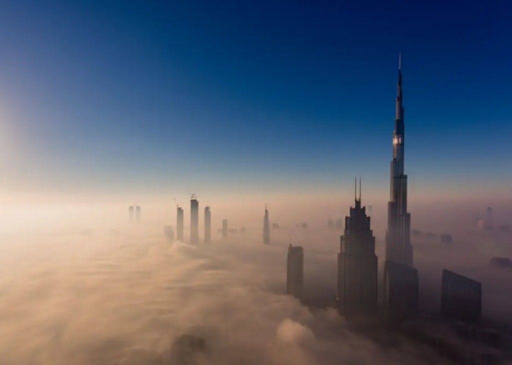 Burj Khalifa usskamun iruohssey gadiyaai finihoonuminvess mahcchaai thireegai thafaathu!