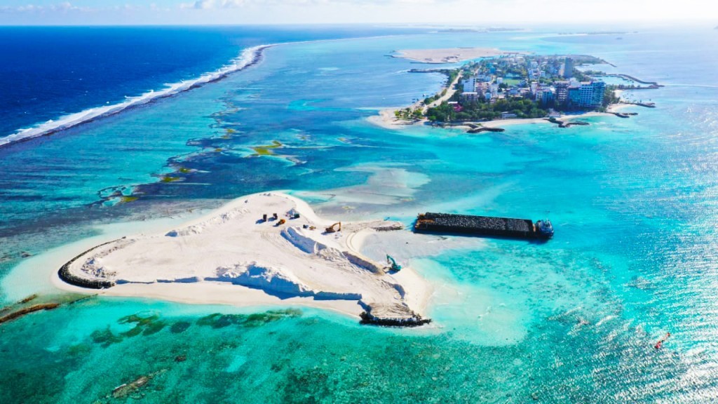 Hihkki Vahmaafushi rayyithunaa havaalu kuran Raees Solih Maafuttah