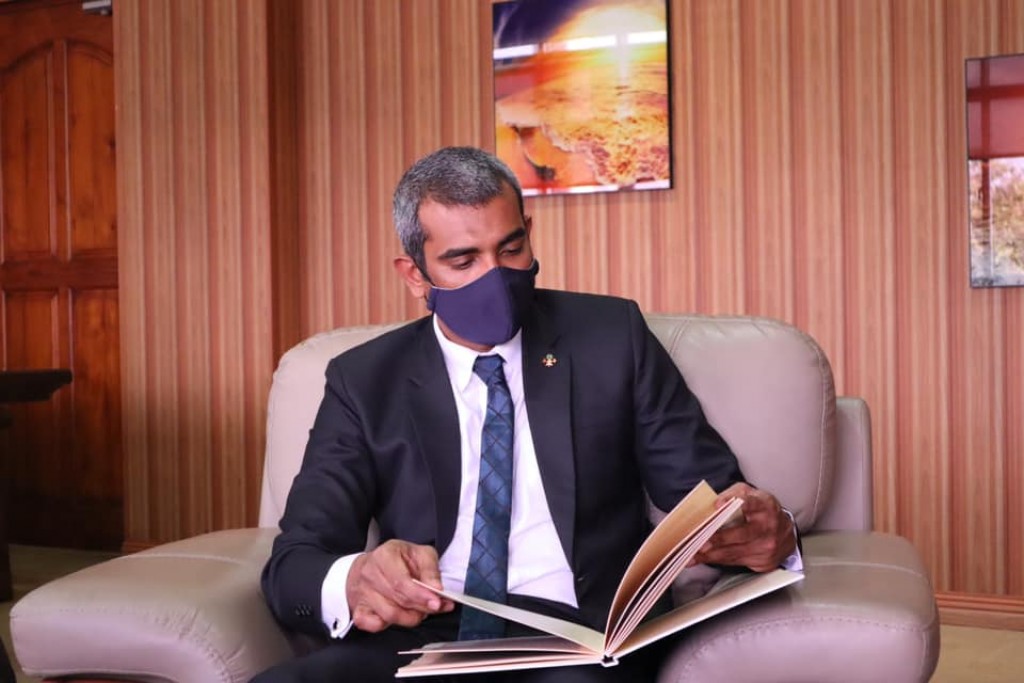 Treasury loan ge gothugai MNDF in dhookuri 2.8 million rufiyaa anburaa nulibi 8 aharu!