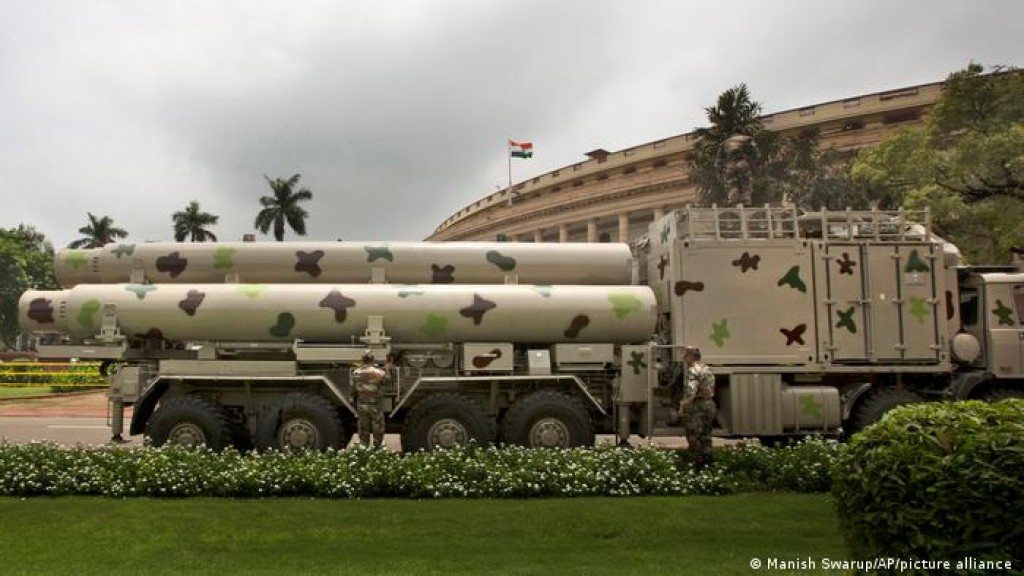India says it accidentally fired missile into Pakistan