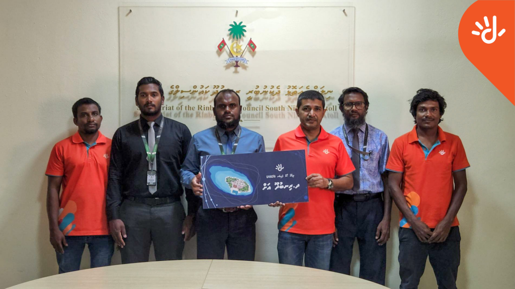 Dhiraagu fiber Internet ge hidhumaii Rinuidhu ah