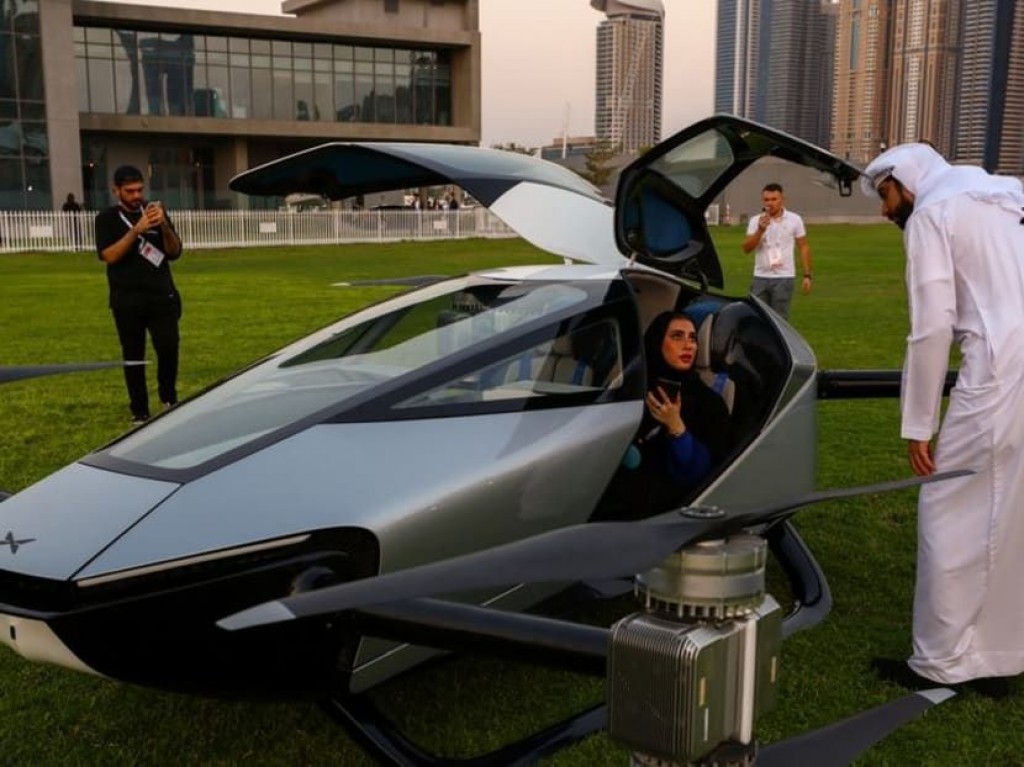 Chinage udhuhey Car, Dubaigai furathama faharah aanmu dhathuruthakeh kohffi