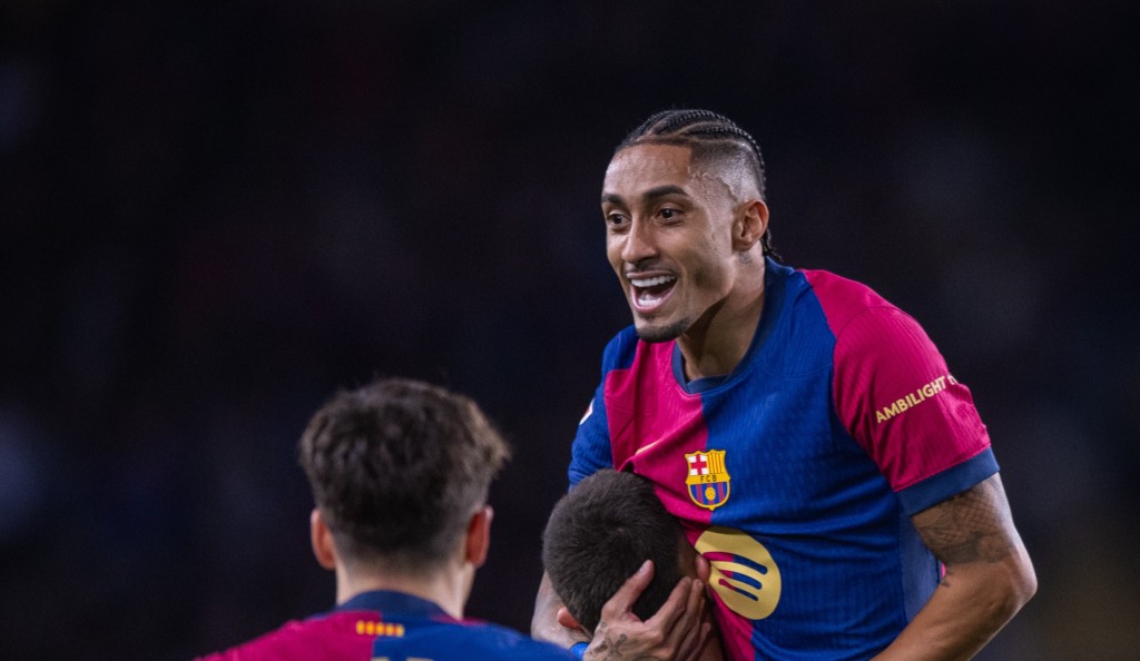 Valencia kolhah 7 goal jahai, Barca ah league race gai ummeedheh