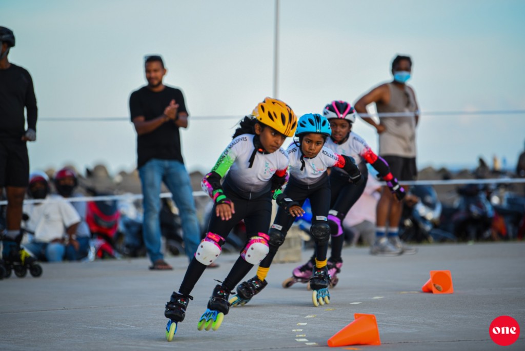 Roller skating championship ge feshun kaamiyaabu