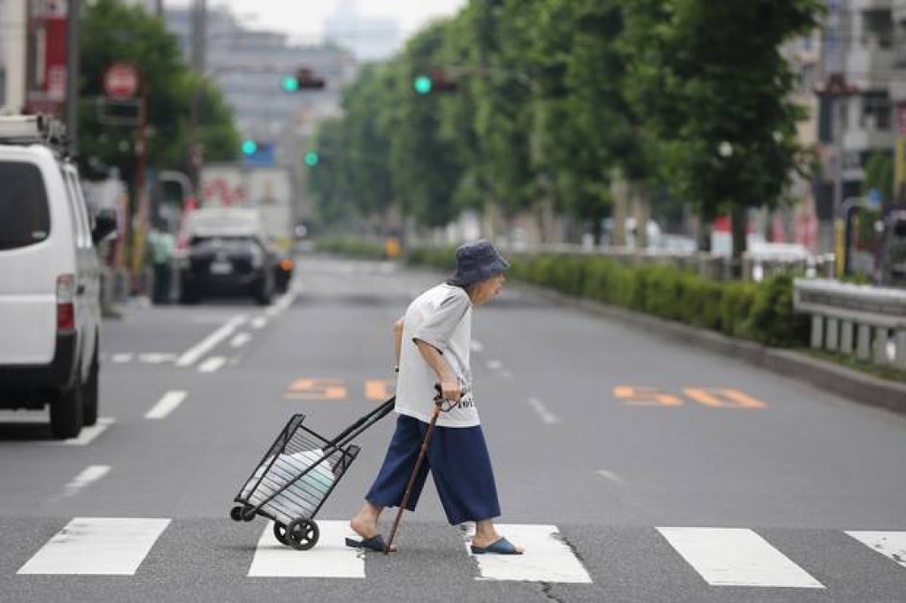 Japan gai 100 aharun mathee meehunge adhadhu 95,000 in macchah