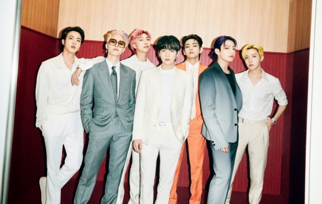 Billboard Music Award inn BTS gina Award thakeh haasil kohffi