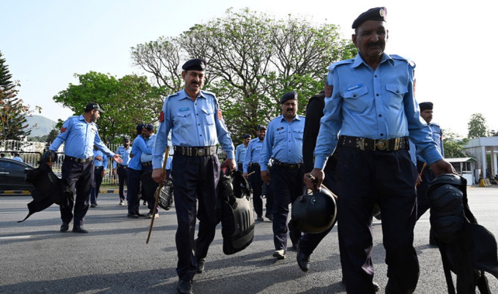 Salaamathee sababuthakahttakai Pakistan ge school thakaai university thah bandhu kohffi