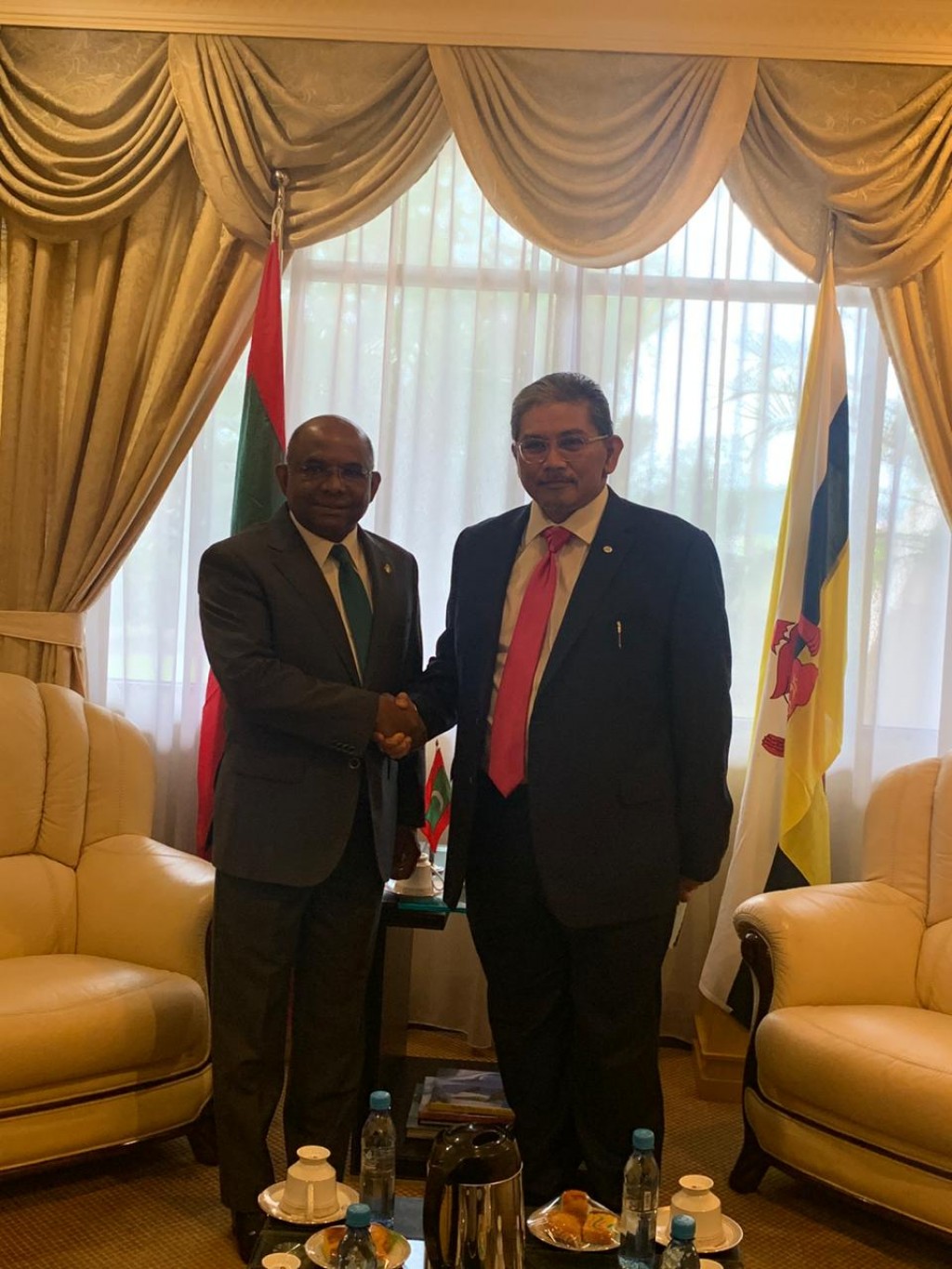Foreign Minister Abdulla Shahid meets Minister of Foreign Affairs of Brunei