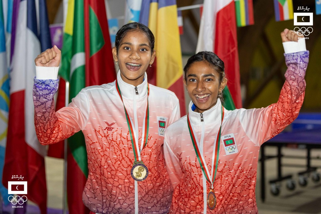 Rafa aai Dheema doubles ran medal dhifaaukoffi, Munsif aai Shaffan ah rihi medal