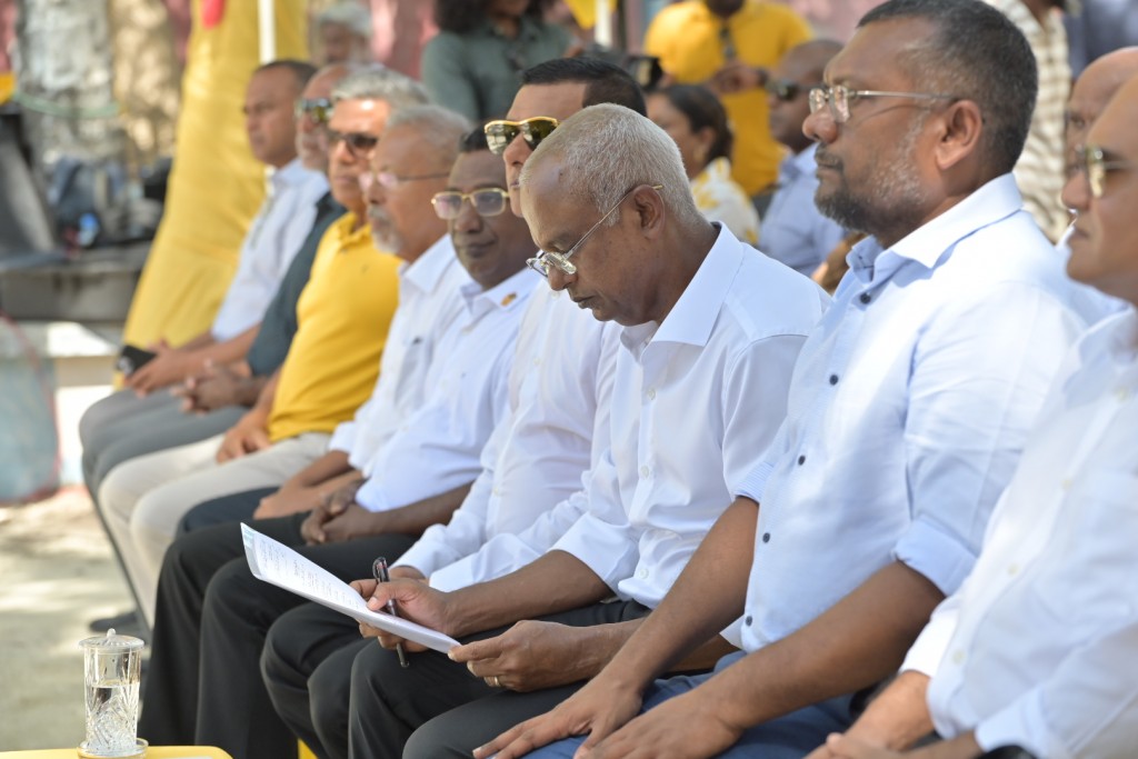 Gulhi bin hikkumuge amalee massakaiy anna Septembergai fesheyne: Raees
