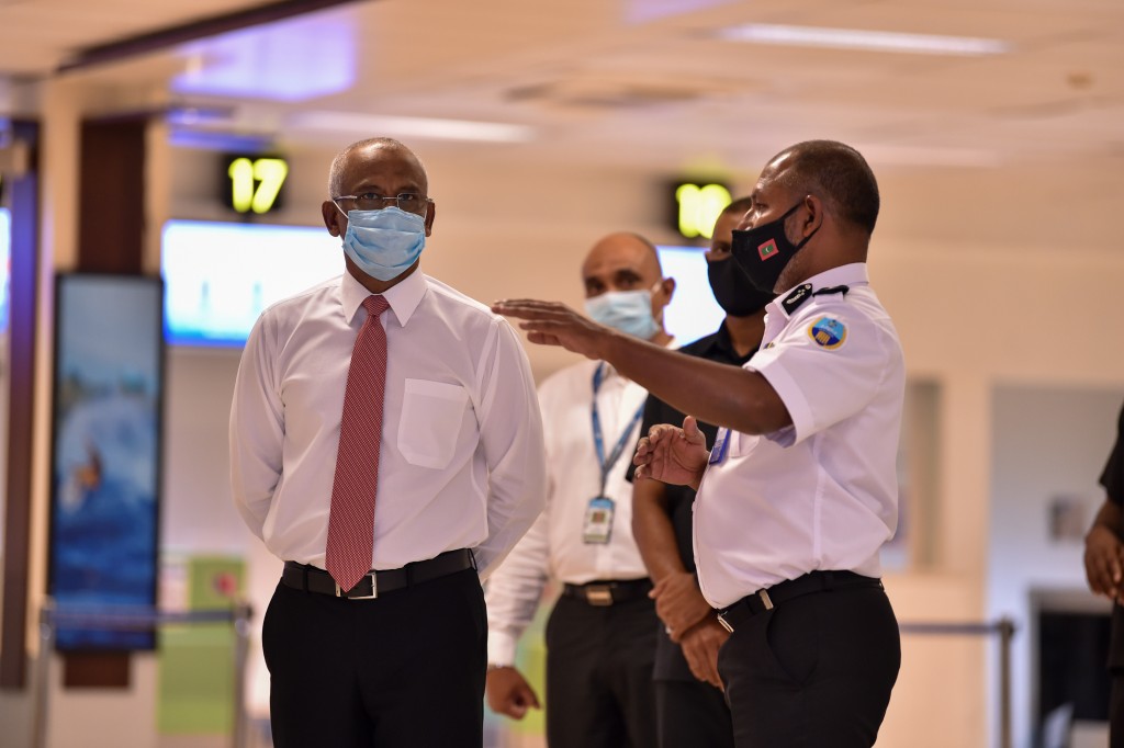Raajjeyge fathuruverikamuge rakkaatherikamuge message beyru dhuniye ah saafukohdheyn jehey: Raees