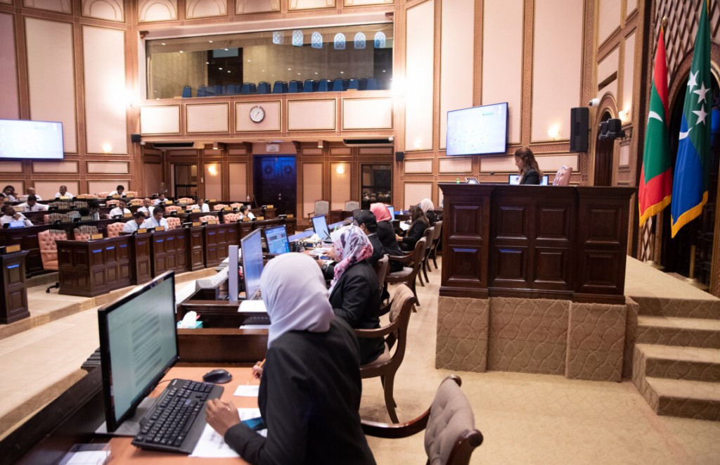 Majilis chuttee ah, ninmee enme 49.6 percent masahkkai!