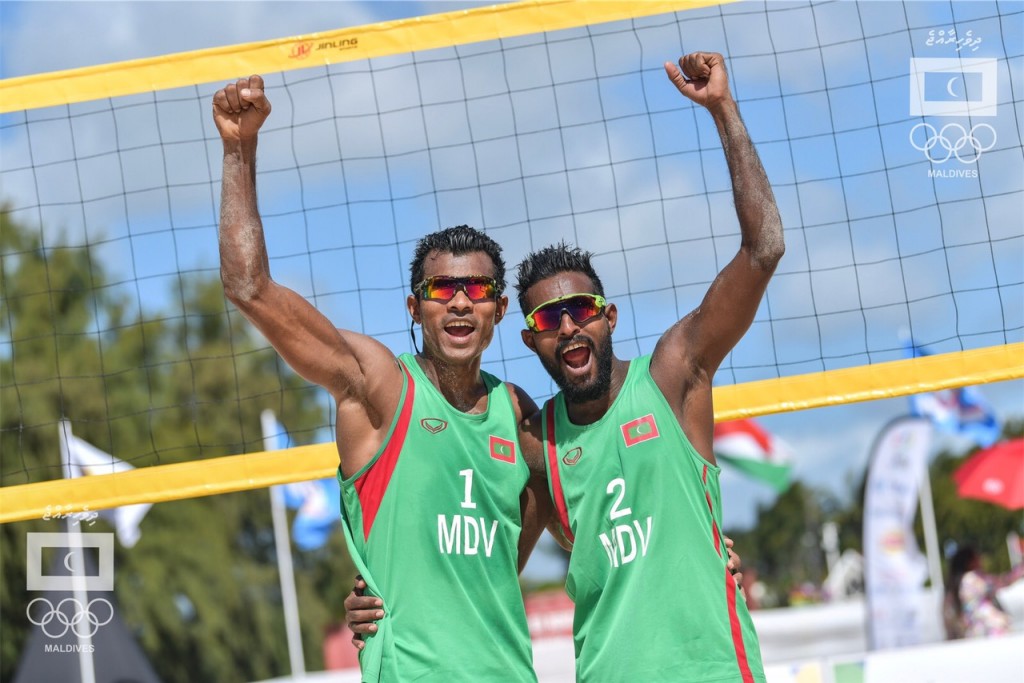 Los Angeles 2028 ge Olympics ah raajjey ge beach volleyball team eh fakkaa kuranee