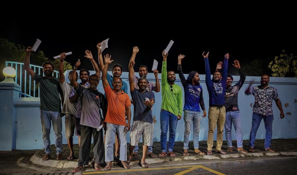 Kudahuvadhoo hamanujehun: hayyaru kuri emmen dhookohlaifi