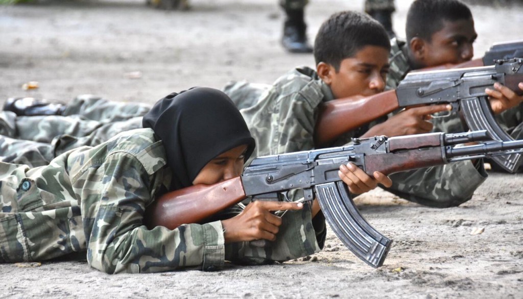 National service program ge vaseelaiythah varugadha kurumah Girifushi falhun 13 hector hikkanee