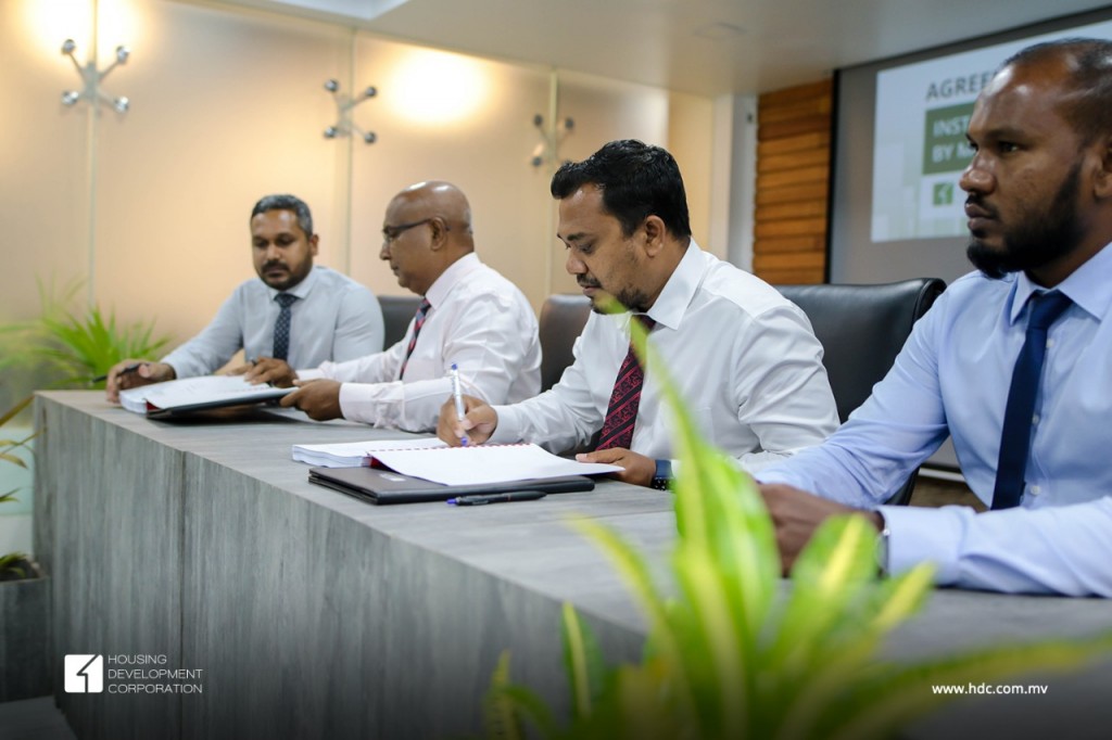 Hiyaa flat thakah gas foaru kohdhinumah system eh gaaimu kuran ehbas vejje