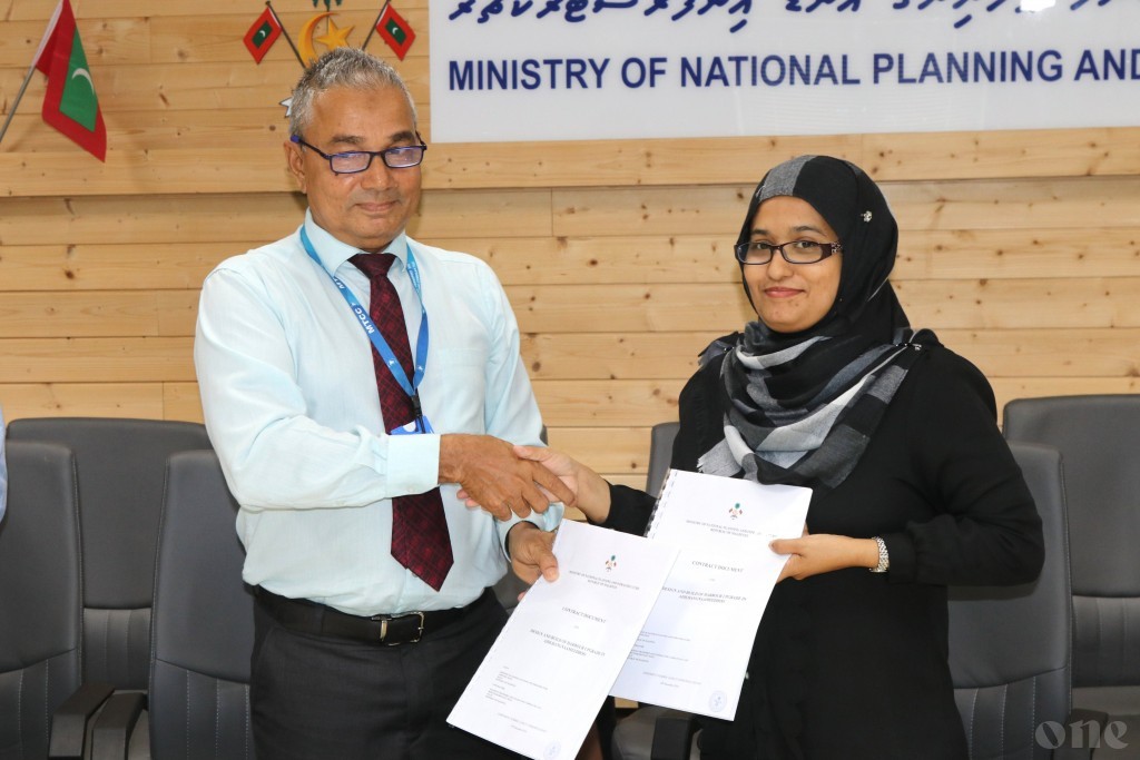Contracts signed for harbor development on six islands