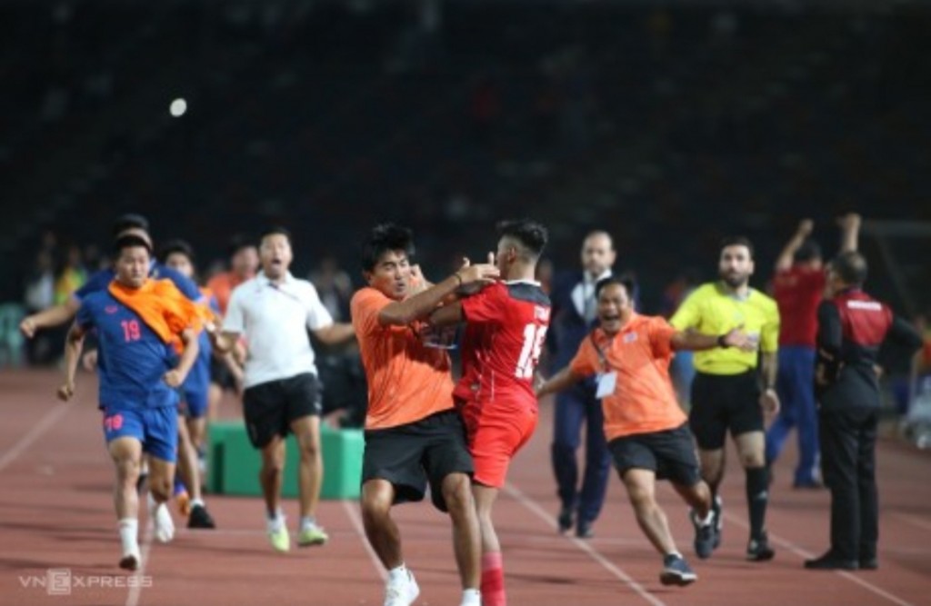 Hamanujehunthakuge sababun dhefaharu medhukandaalanjehunu Sea Games footboalhaige ran medal Indonesia ah