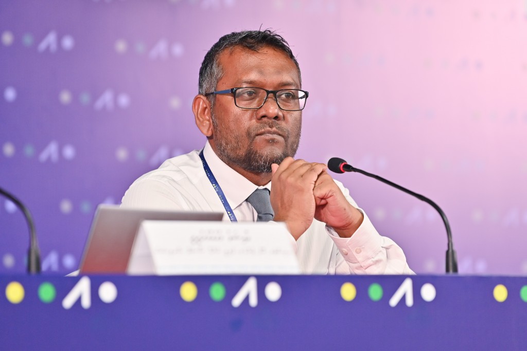 Kunfunithakun dhakkan huri joorimanaathah uvaalan gaanoonah islaahu hushahalhaanan: Fayyaz