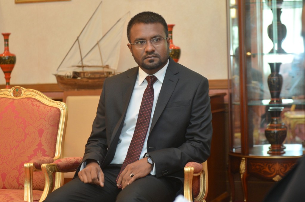 Gaumuge minivan kamaai siyaadhathah buroo araa kameh sarukaarun nukuraane: Muhuthaz