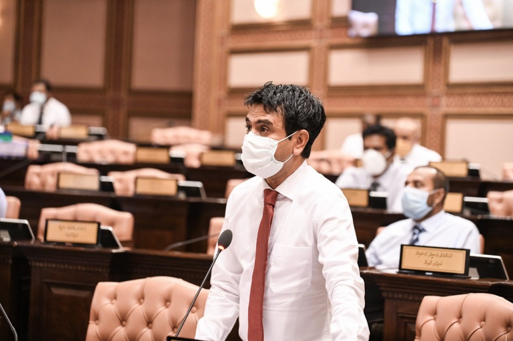 Civil servant innaa gulheygothun dhekkevi vaahaka thakah saleem ma’aafah edhivadaigenfi, ekamaku vaahaka thah dhifaau kurevvi