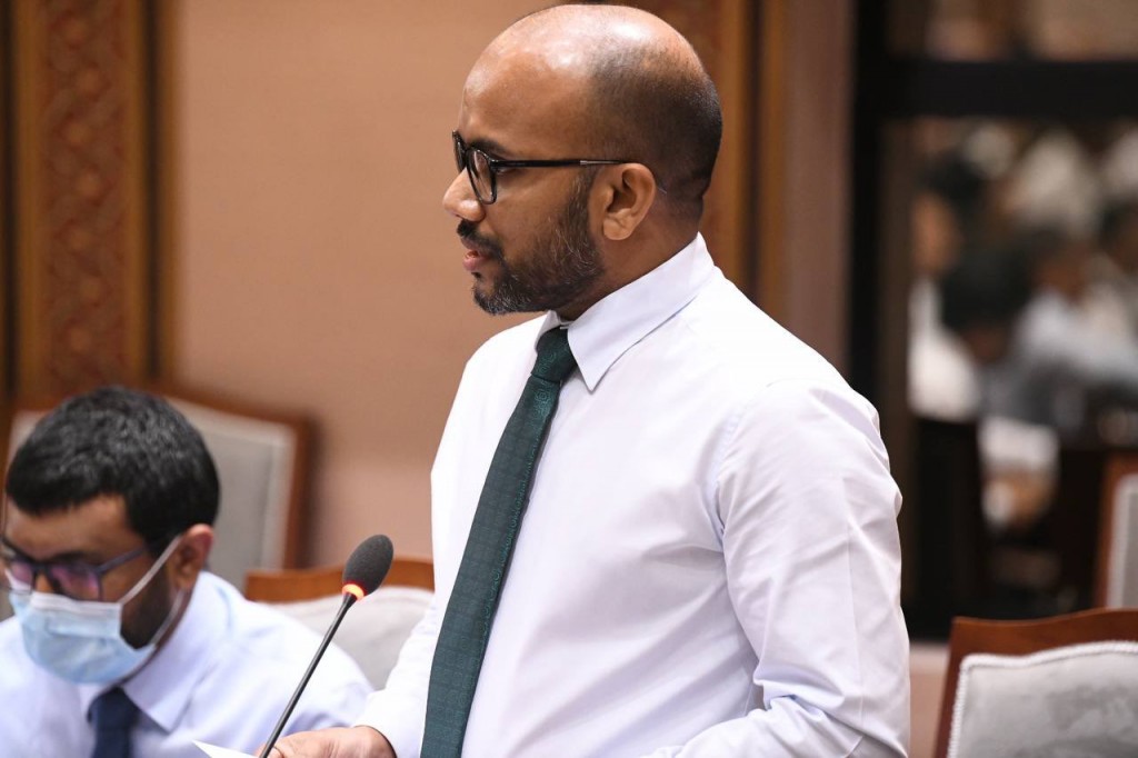 Faisaa chaapu kuran dhin huddhaige muddhathu ithurukoddheyn hushahelhi massala maaliyyathu committee ah