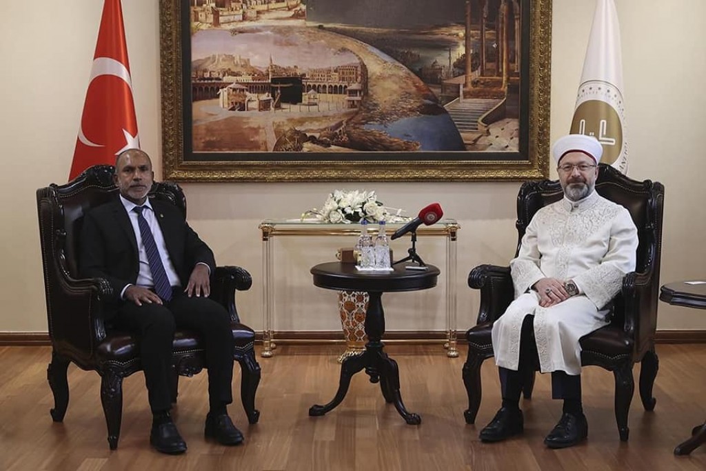 Raajjeygai vaguf, zakaaiy adhi halaalu certificate dhookurumah Turkey ge ehee hoadhumah mashvaraa koffi