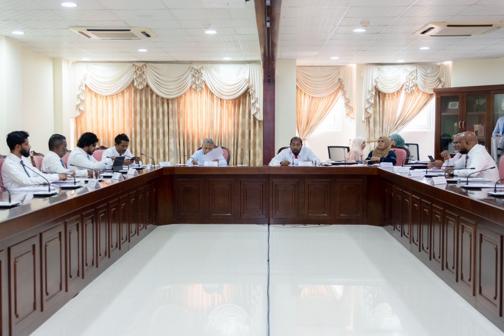 Sarukaarun ADK hospital ah nudhee oiy 114 million hoadhai dheyn committee gai edhijje