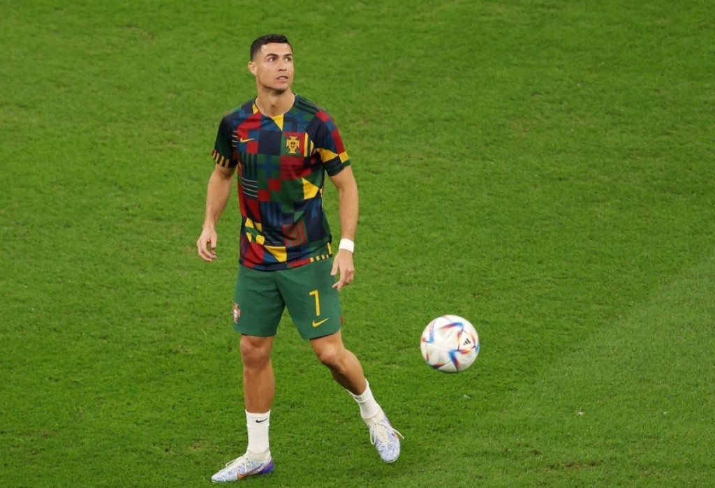 Saadha aharu fahun Ronaldo aa nulai Coach Santos negee risk eh!