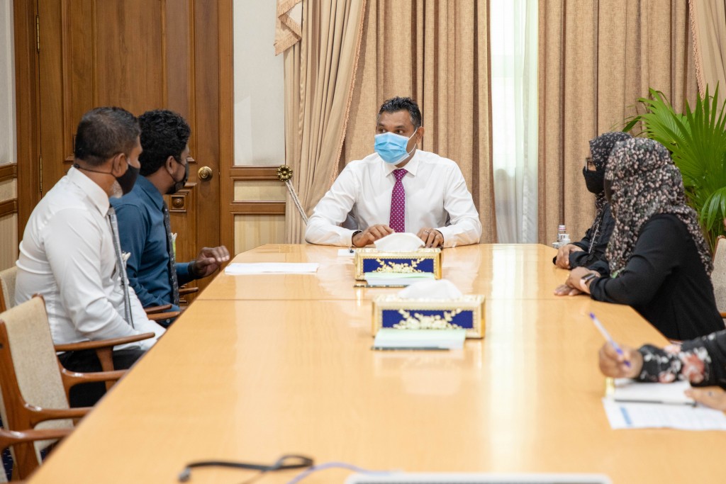 Vice President meets K. Gaafaru Council