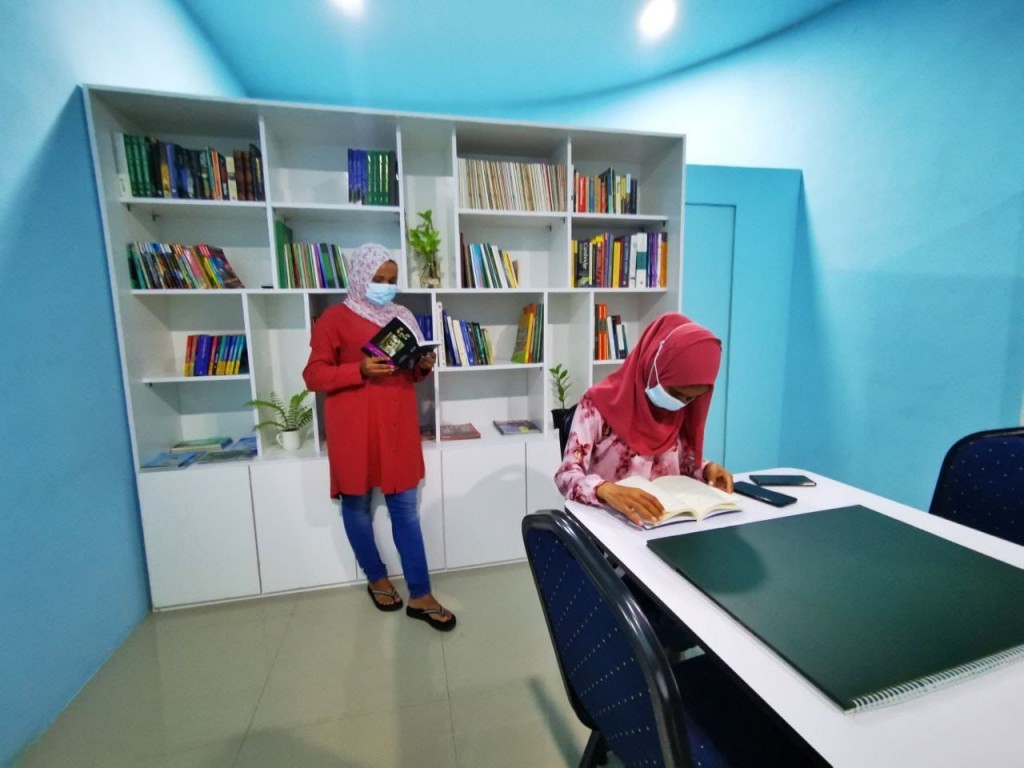 BML community fund ge eheegai Fainugai library eh