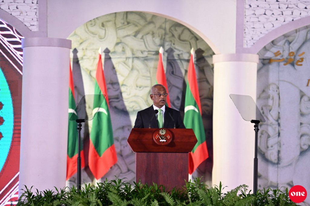 Aanmu majlis ge Raees kan libunee gaumuthakuge minivankan rakkaatheri kurumah iskan dheythy: Raees