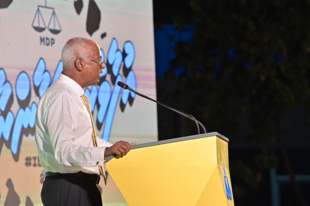 Kudahuvadhoo ah Raees ge vaudhuthakeh: Sports Complex akaai Islaamee marukazeh hadhaidheynan!