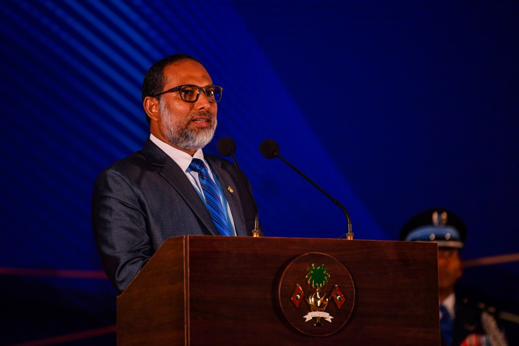 Hama hama kamaaeku emmenge machchah gaanoonu thanfeedu kurumah home minister fuluhunnah ilthimaas kutavvaifi