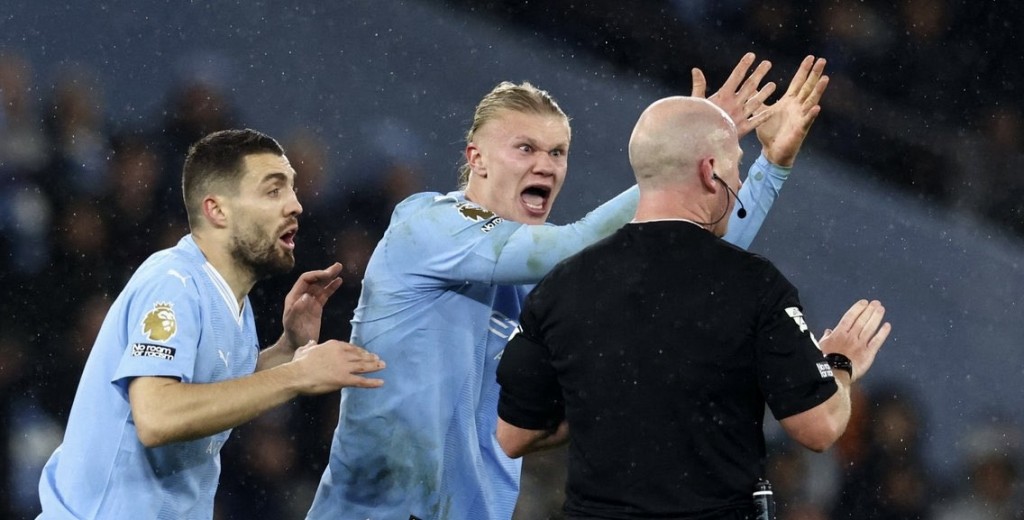 Arteta hedhi gothah referee innah faadukiyaakah nethin, goas hedhidhaane: Guardiola