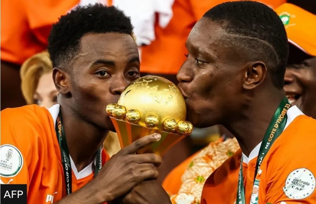 AFCON ge final gai kulhunu 2 team ge kulhuntherinnah inaamuge gothugai faisaa aai bimaai flaty bahaifi
