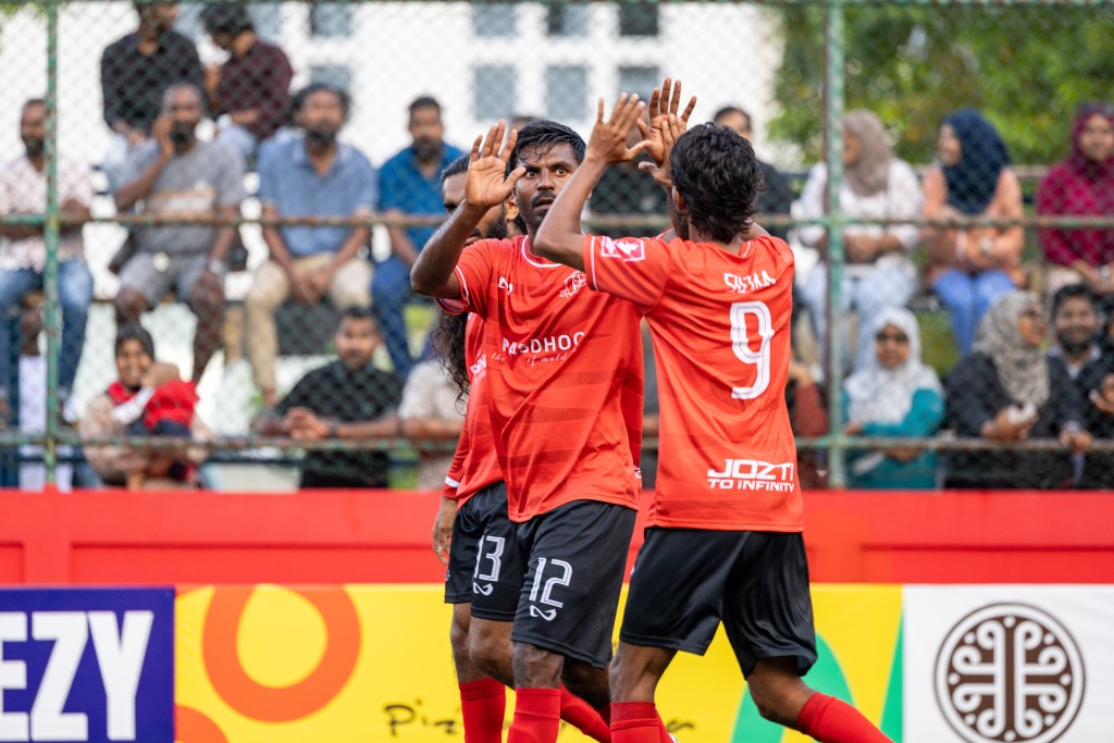 Bodufolhudhoo aai Rasdhoo atoll semi ah, bodu molhakaaeku Mathiveri ves semi aa gaathah