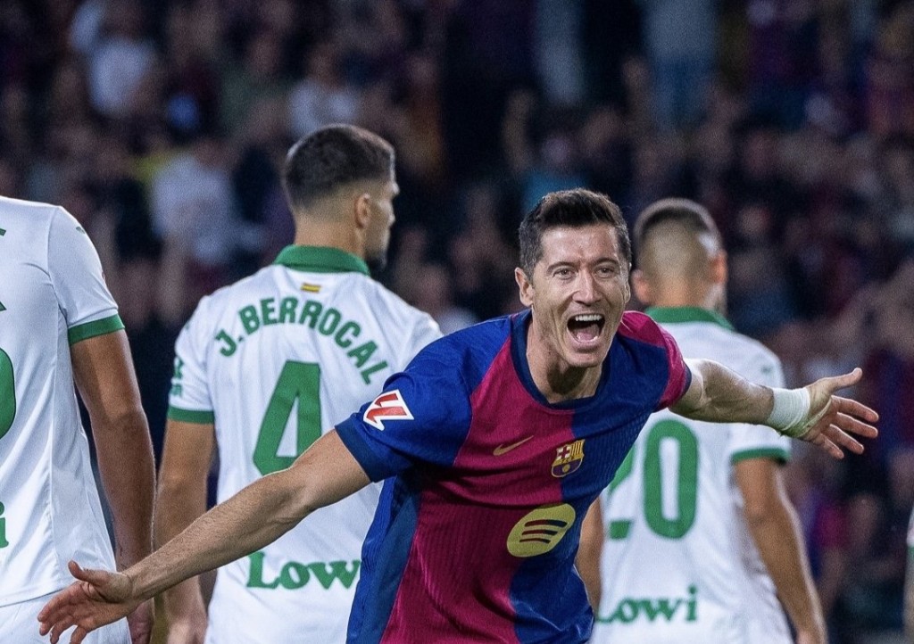 Lewandowski ge goal aaeku Barca ge molhuvumuge silsilaa kuriyah