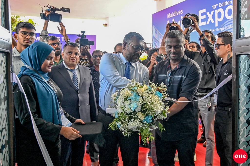 Maldives Living expo ge 10 vana edition fashaifi