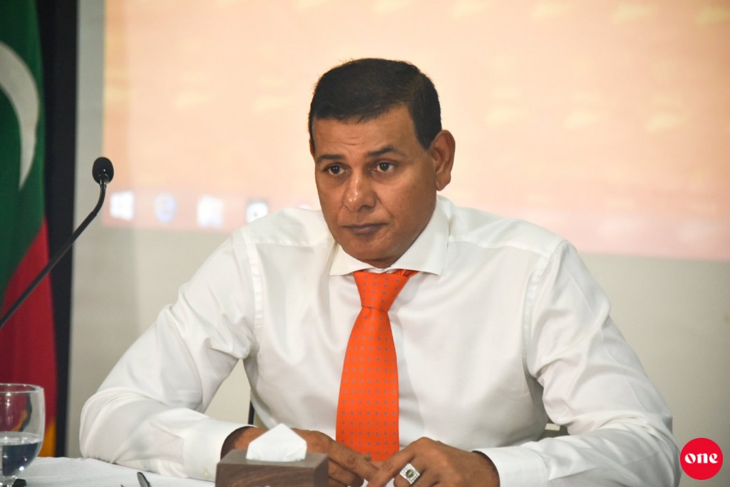 Singapore in Siyaam ge pasport hifahattaifi