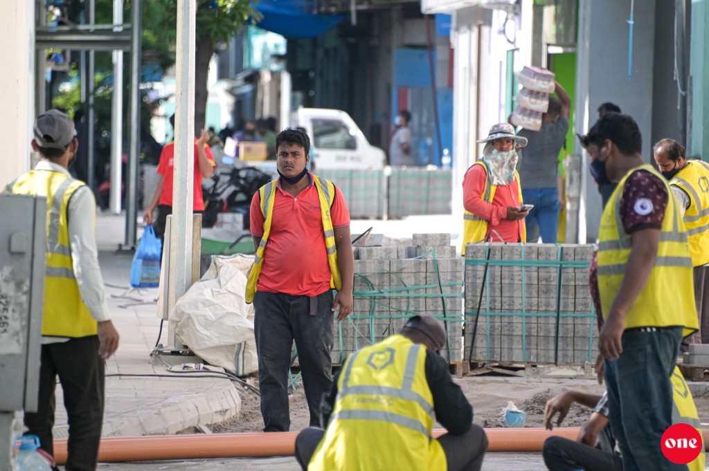 Bidheyseennah minimum wage  dhinun muddhatheh neigothah faskuran islaahu hushahalhaifi