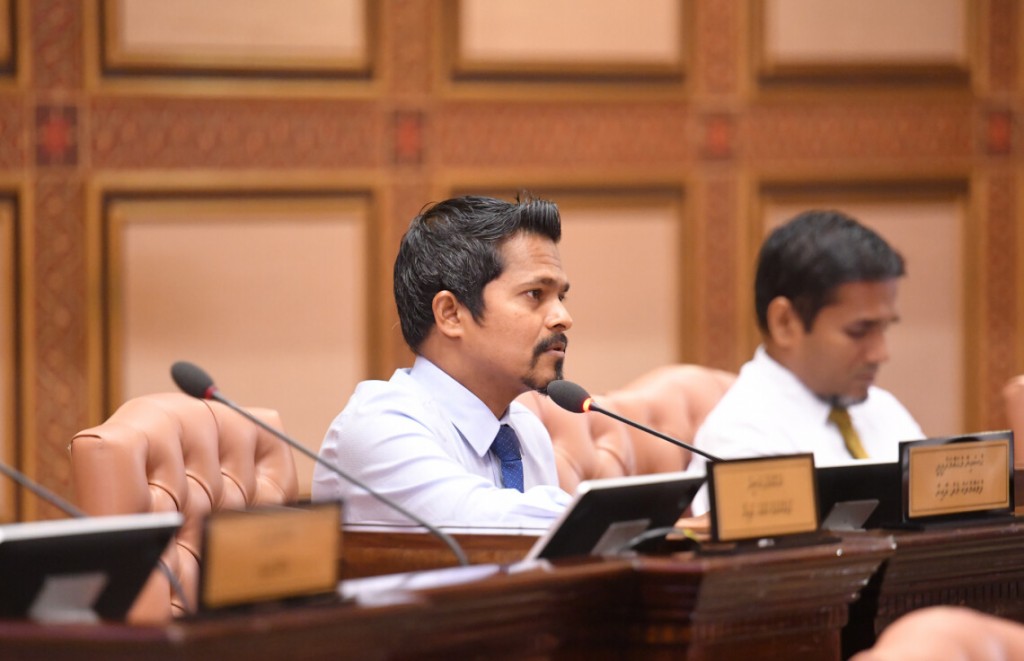 Fenakaige muvahzzafun vakikuramundhaa kamah bune kuhlli mahssalaeh