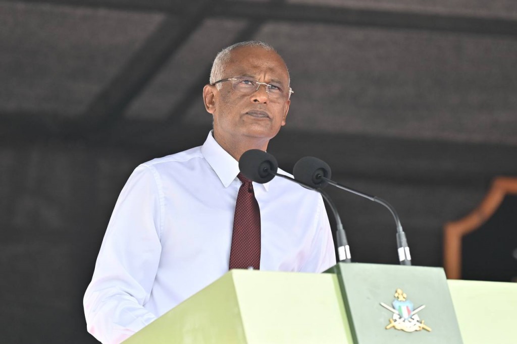 Sifainge meehakah vumakee ehen dhaairaathah emeehakah bandhuvaa sababeh noon: Raees