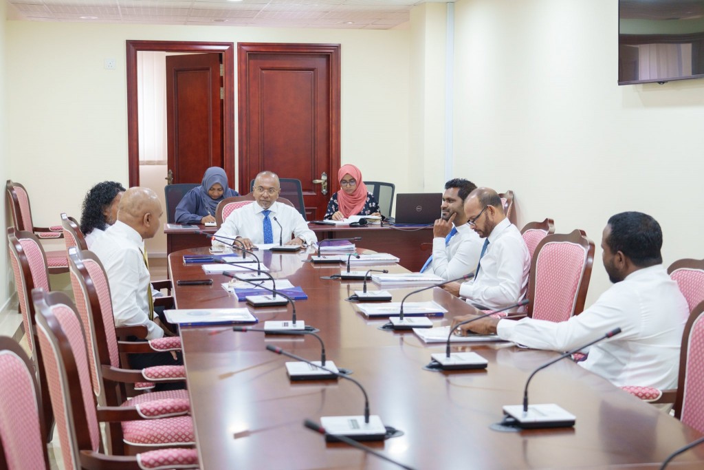 Ithubaaru neh kamuge massala ah javaabudhaaree vaan Rifath ah 30 minute